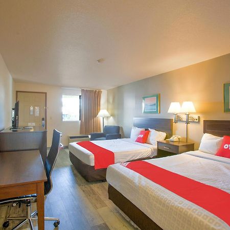 Oyo Woodland Hotel And Suites Екстер'єр фото